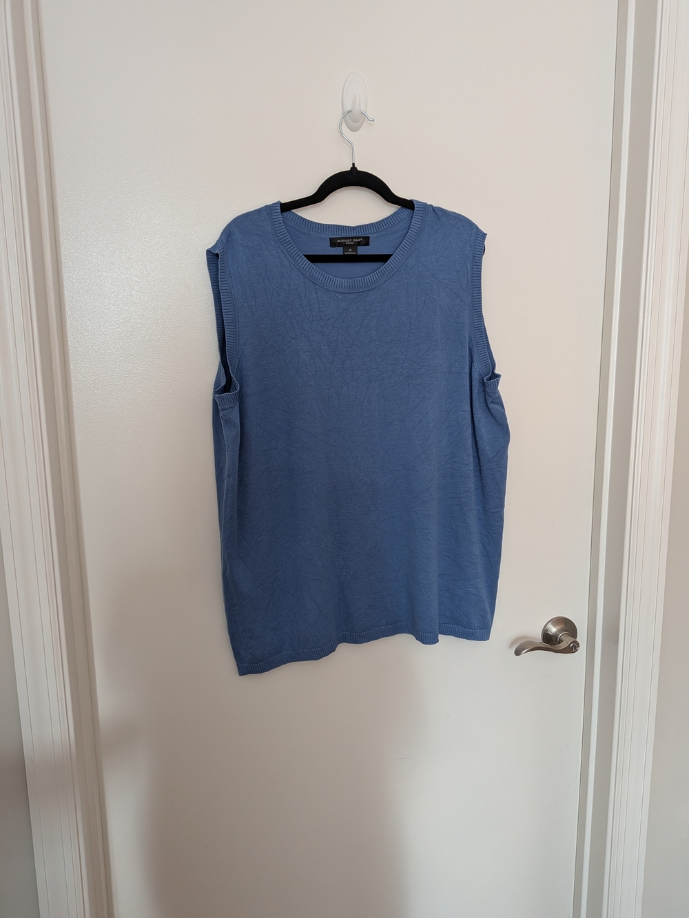 AUGUST SILK - Seeveless Crewneck Silk Sweater Shell In Dusty Blue - 1X